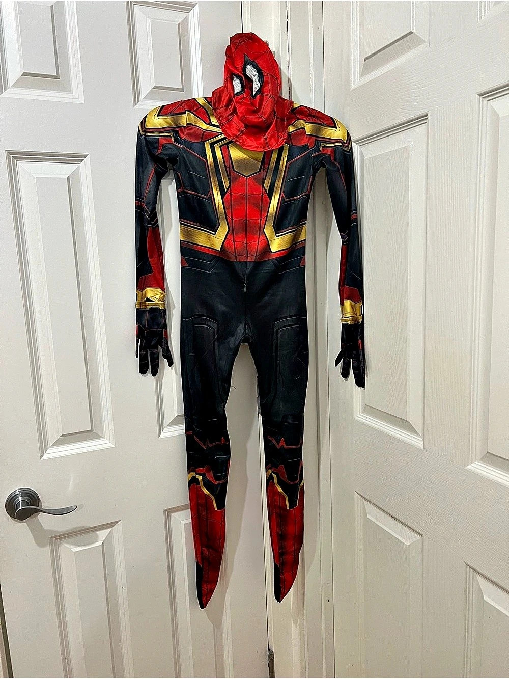 Marvel Spider-Man No Way Home Integrated Suit Costume Medium (8) NWt